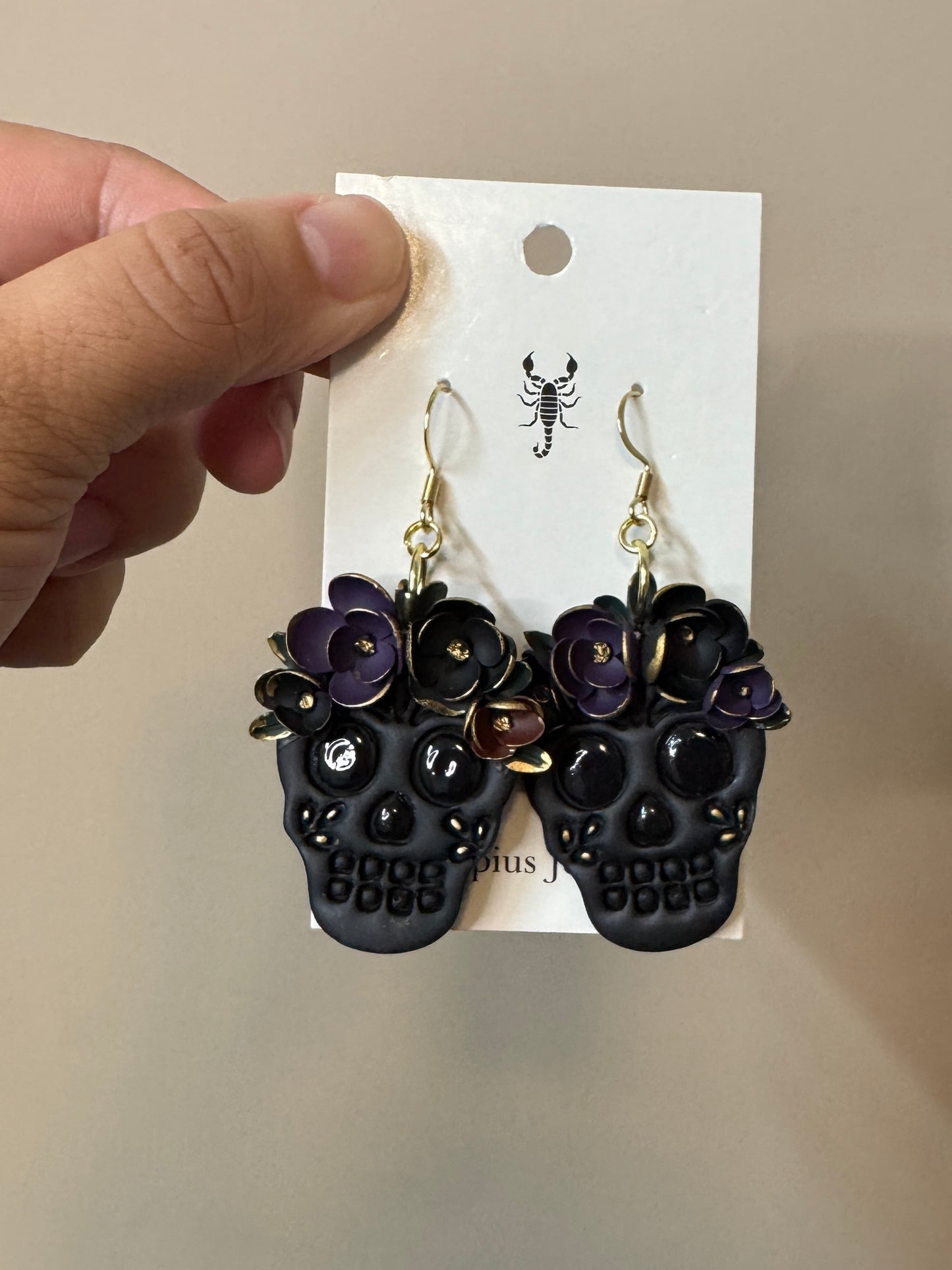 Shadow Skull (*Pre-Order*)